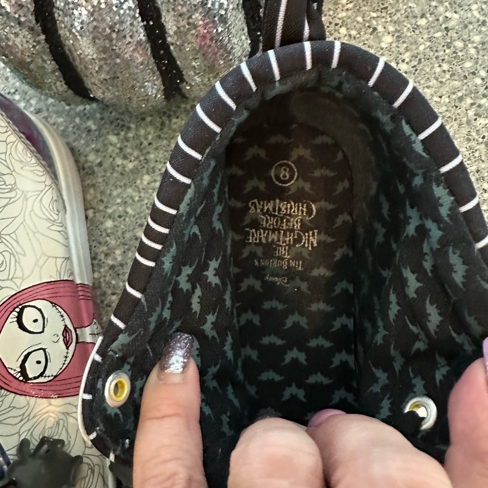 Disney Tim Burton’s Nightmare Before Christmas high tennis shoes Sz 8 - Picture 14 of 14